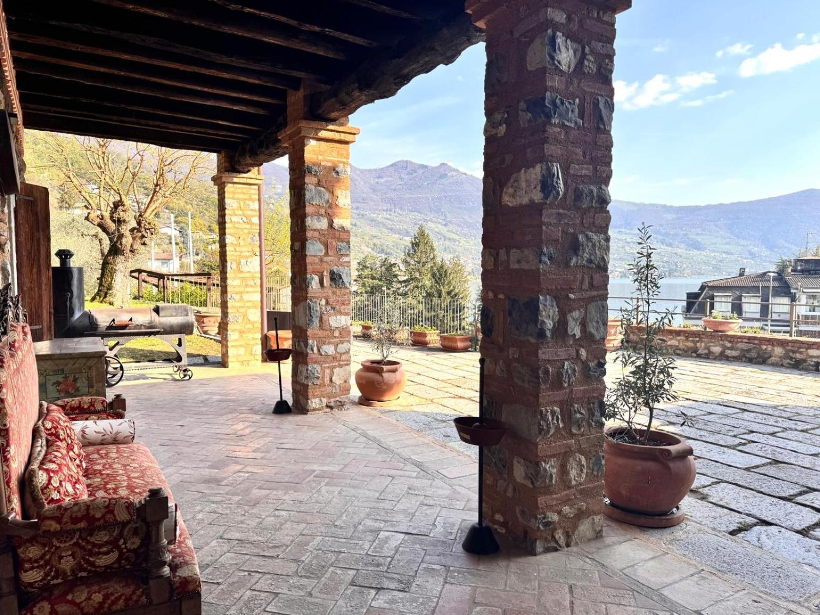 Agriturismo Cascina Carai Marone Eksteriør bilde